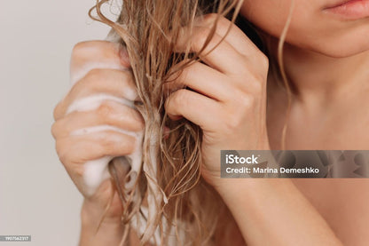 Anara  Ⓡ Mascarilla capilar ultra nutritiva.